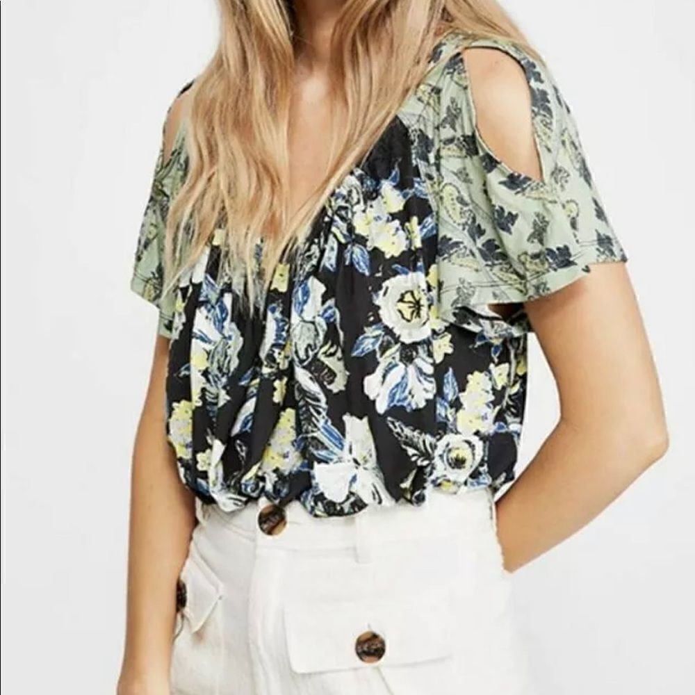 Free people Women's Baja Babe Blouse Boho Flowers Tie Back Cold Shoulder Top